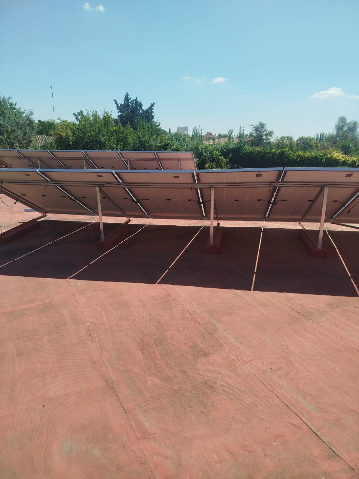 Paneles solares: comparativa de limpieza